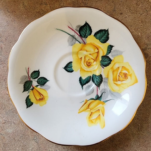 Vintage Royal standard teacup - Picture 2 of 2